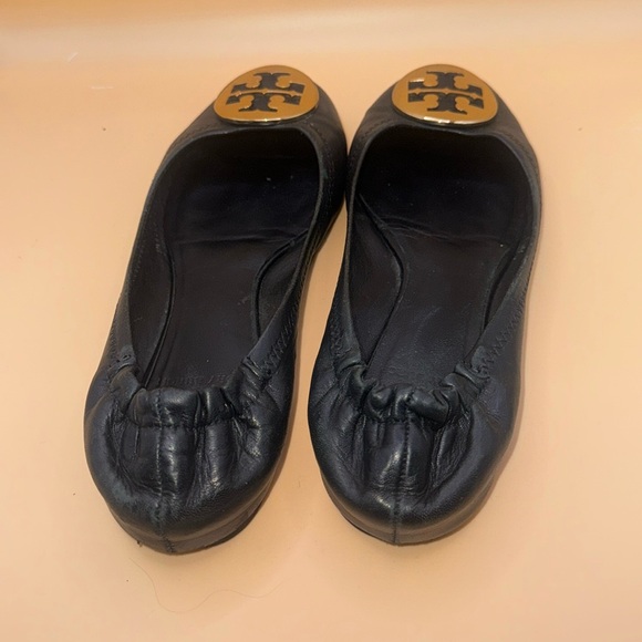 Tory Burch flats with gold emblem, size 6.5 - Picture 3 of 4